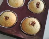 Foto del paso 7 de la receta: Muffins de vainilla con corazón de chocolate