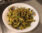 Une image de l'étape 6 de Frites de courgettes aux épices orientales et graines de lin.