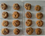 A picture of step 8 of Chocolate Chip Cookies II.