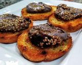 Foto del paso 1 de la receta: TOSTAS🦇Con Tahine🧟 Halloween...!🎃