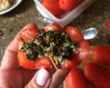Foto del paso 5 de la receta: Tomates rellenos con pesto (Me embarcaré en tu perfumada intimidad)