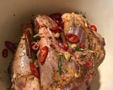 รูปขั้นตอนการทำที่ 2 ของ ขาแกะอบไวน์แดง Roast Leg of Lamb