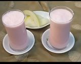 A picture of step 4 of Melon Shake.