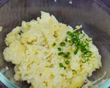 A picture of step 1 of Bread Kachori.