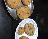 A picture of step 7 of Cheesy keema stuffed hash brown.