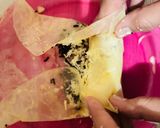 Foto langkah ke 4 dari resep 254. Bolen Pisang Coklat Keju Tanpa Tepung.