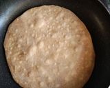A picture of step 4 of Black chanacutlat  roll.
