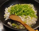 Foto del paso 1 de la receta: Macarrones a la boloñesa con Guisantes