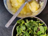 आम की खट्टी मीठी चटनी(aam ki khatti meethi chutney recipe in hindi)