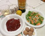 Foto del passaggio 1 della ricetta Insalata mista con fegato di vitello con noci