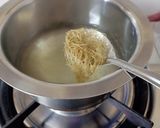 A picture of step 2 of Corn silk tea.