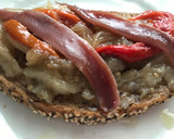 Foto del paso 5 de la receta: Tostada con esgarrat