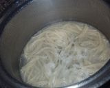 Foto del paso 2 de la receta: Refrito de Tallarín con Atún