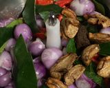 Foto langkah ke 2 dari resep Sambal Bawang Special.
