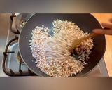 A picture of step 4 of Mushroom risotto.