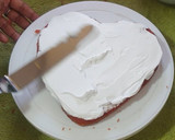 எக்லெஸ் ரெட் வெல்வட் கேக் (Eggless red velvet cake recipe in tamil) ரெசிபி ஸ்டேப் 7 புகைப்படம்