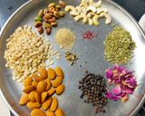 A picture of step 1 of Thandai.