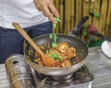 รูปขั้นตอนการทำที่ 20 ของ ข้าวผัดต้มยำ กุ้ง อร่อยซี้ดซ้าดถึงใจ
