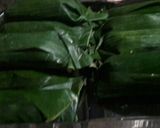 Foto langkah ke 4 dari resep Nasi Bakar Ikan Teri Kemangi.