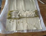 Une image de l'étape 2 de Feuilleté aux asperges et poivrons.