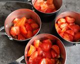 Une image de l'étape 4 de °Poêlée de fraises aux palets bretons°.