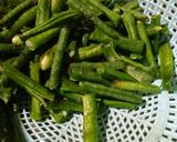 Foto langkah ke 1 dari resep Tumis Kacang Panjang Tempe Teri.