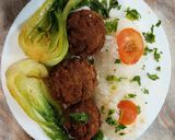 Jázmin rizs fasírttal, pack choy szezámmaggal recept fázis 5 fotója