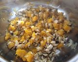 Foto del paso 5 de la receta: Risotto con calabaza y champiñones fácil!