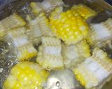 Foto langkah ke 1 dari resep Udang saos padang jagung manis.
