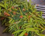 Foto langkah ke 3 dari resep Tumis Kangkung Sambal Terasi.