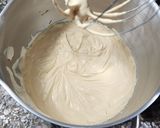 Foto del paso 3 de la receta: 🍰Crema cheesecake de dulce de leche y oreo 🍰 Para relleno / cobertura de tortas 🍰