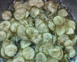 कच्चे केले के चिप्स (Kachhe kele ke chips recipe in Hindi) रेसिपी चरण 2 फोटो