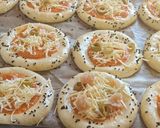 صورة لخطوة 7 من وصفة ميني بيتزا لمناسباتكم