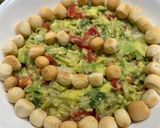 A picture of step 4 of Guacamole dip 🥑🍅🍋 🇲🇽.