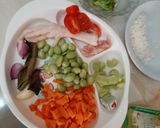 Foto langkah ke 1 dari resep Mpasi 4**** bubur dada ceker yampung, wortel, edamame, welok.