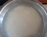 A picture of step 1 of Rice pancake.