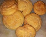 চিরোটি/ ক্রিসপি লেয়ার্ড স্যুইট ইট পুরি (crispy leyerd sweet eat puri recipe in Bengali) রেসিপি ধাপ - 6 ছবি