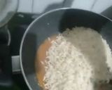 A picture of step 4 of Murmure Ladoo.