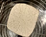 Foto del paso 1 de la receta: Tofu salteado con cebolla y setas