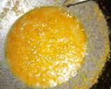 A picture of step 2 of Besan ka halwa.