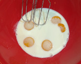 Foto del paso 4 de la receta: Bizcocho de leche y limón