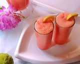 A picture of step 4 of Pineapple and watermelon smoothie.