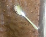 A picture of step 5 of Date,chocolate and honey slices.