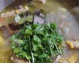 Foto del paso 1 de la receta: Sopa de pata de res y panza o cayo