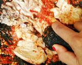 Foto langkah ke 5 dari resep Ayam Geprek Supa-Hot (less oil).