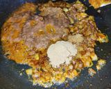 A picture of step 8 of Egg tawa masala.