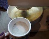Foto del paso 1 de la receta: Bizcochuelo con harina 0000