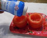 Foto del paso 5 de la receta: Tomates rellenos con arroz, atún y aceitunas (sin aderezo)