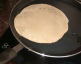 A picture of step 7 of Gobhi Paratha.
