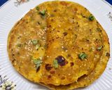 A picture of step 4 of Pumpkin Paratha.